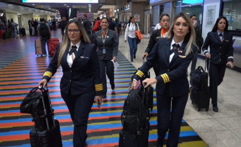 Conviasa hace su primer vuelo internacional tripulado sólo por mujeres