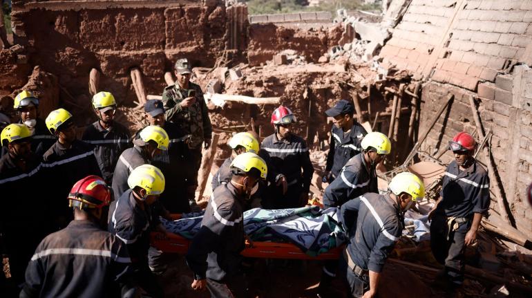 Ascienden a más de 2 mil 100 los muertos por terremoto en Marruecos